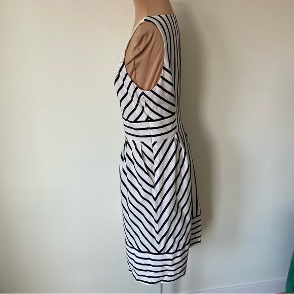 Anthropologie Maeve Chessia Diagonal Striped Lace Panel Sleeveless Dress Size 6 - Picture 4 of 12